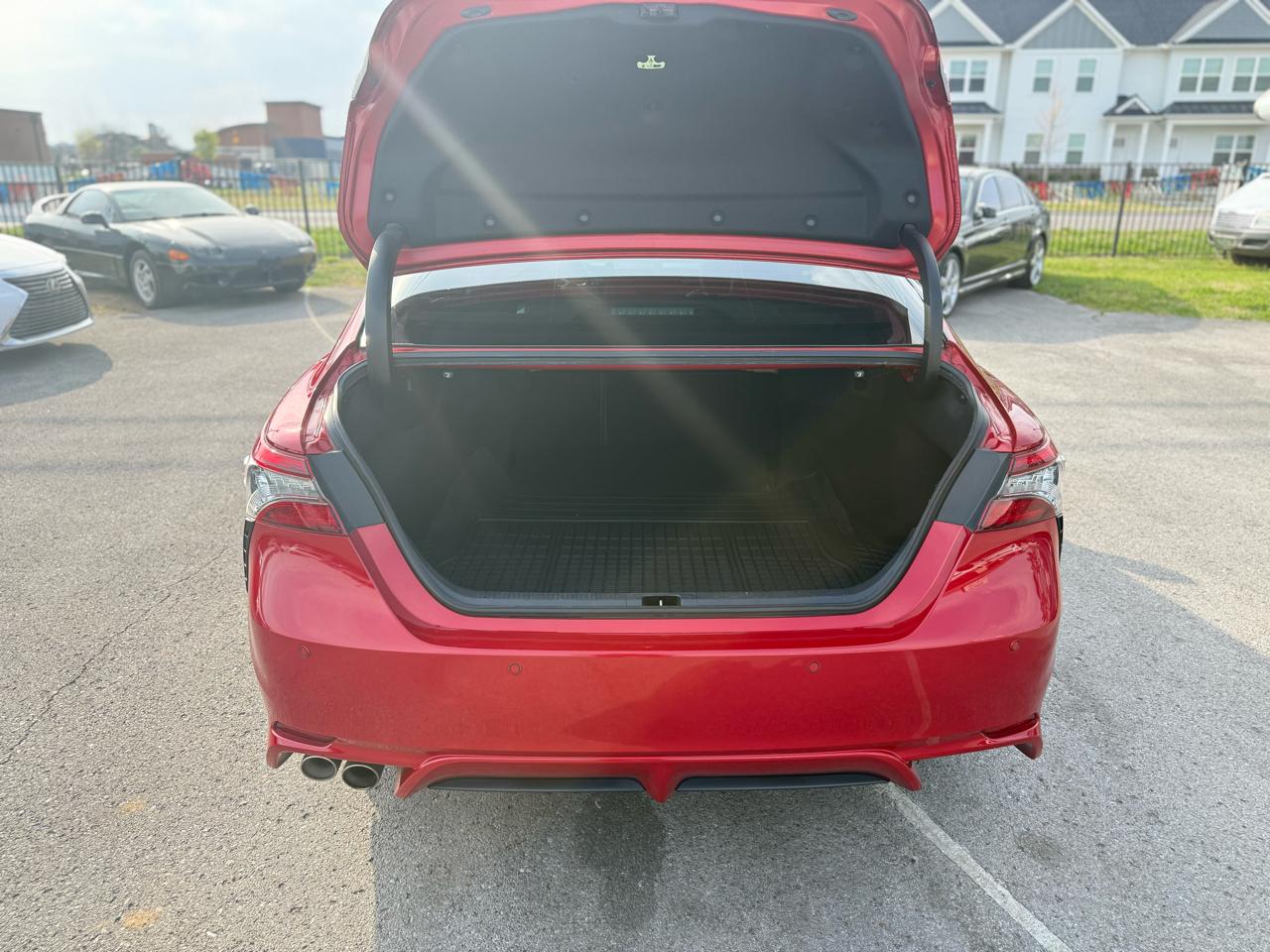 Toyota Camry Hybrid XSE 2021