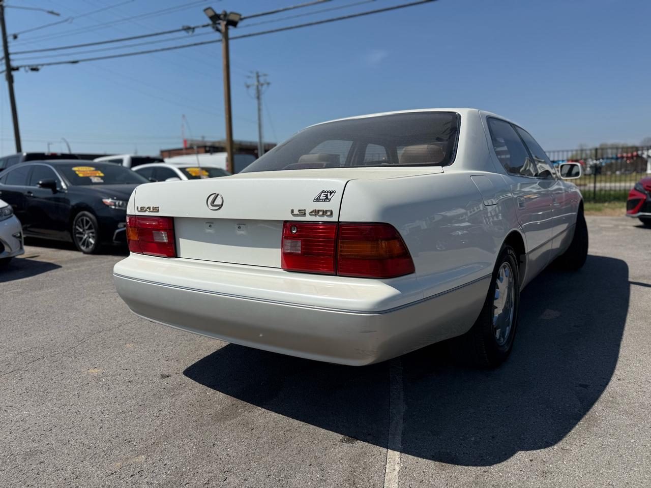 Lexus LS 400 Base 1996