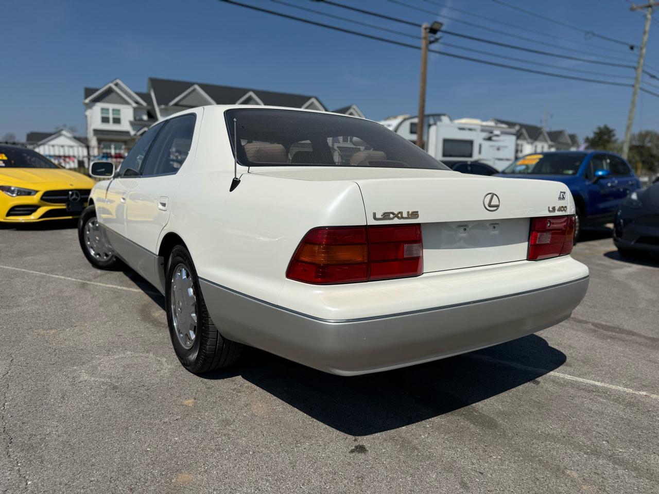 Lexus LS 400 Base 1996