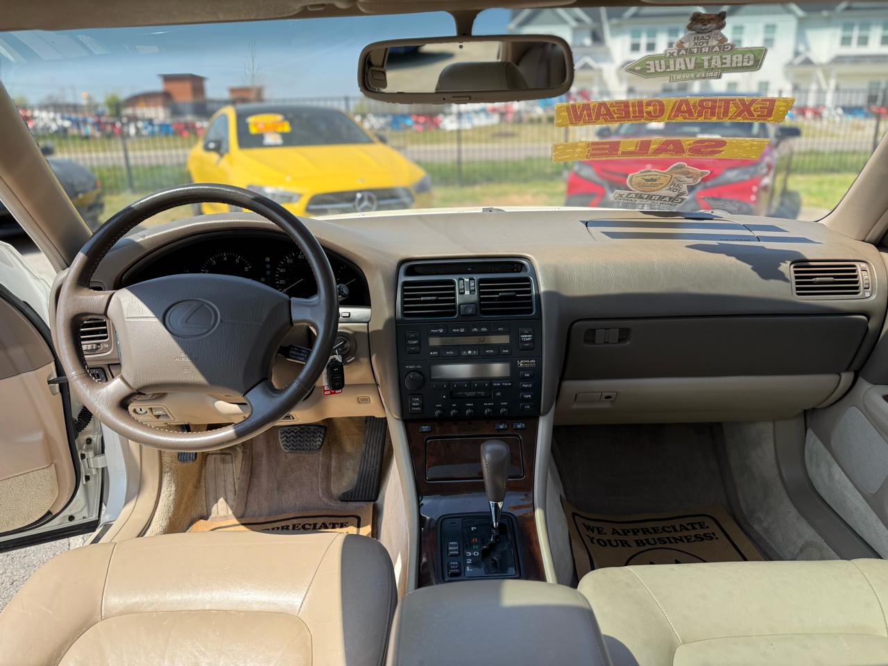 Lexus LS 400 Base 1996