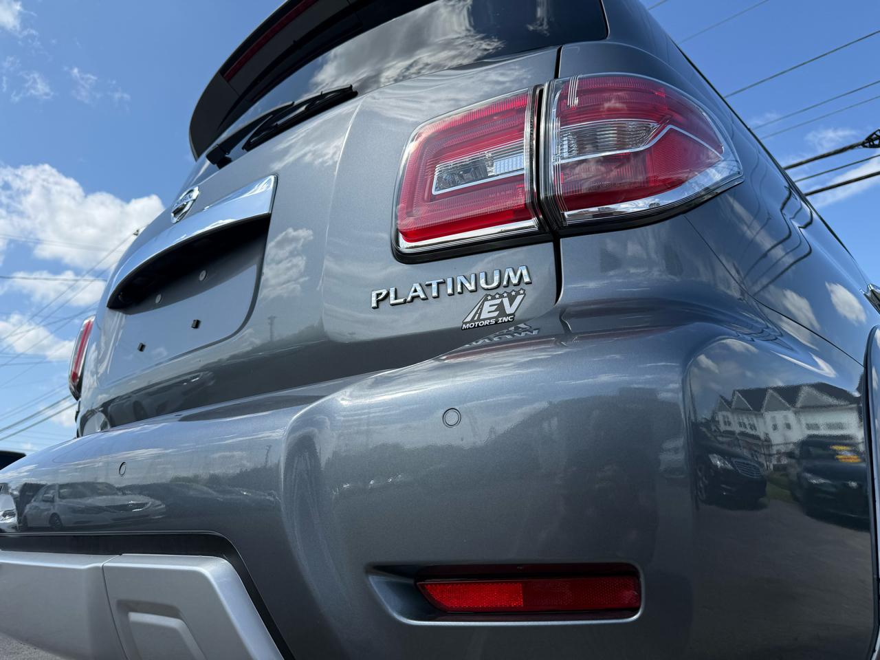 Nissan Armada Platinum 2WD 2017