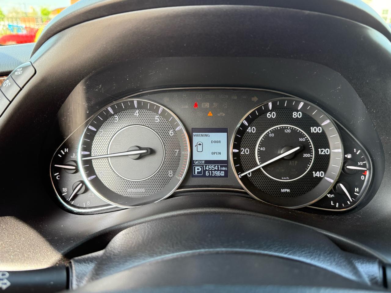 Nissan Armada Platinum 2WD 2017