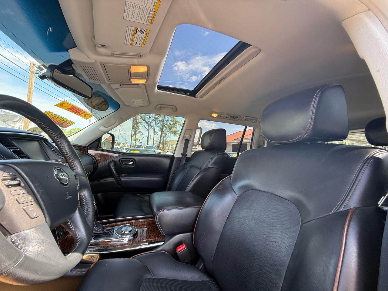 Nissan Armada Platinum 2WD 2017