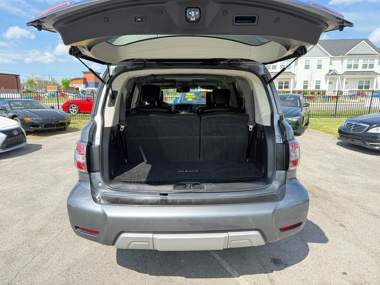 Nissan Armada Platinum 2WD 2017