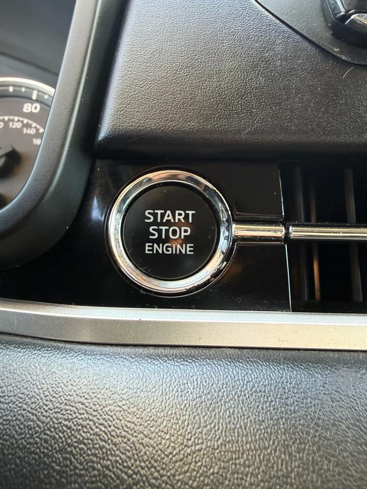 Mitsubishi Outlander ES 2WD 2022