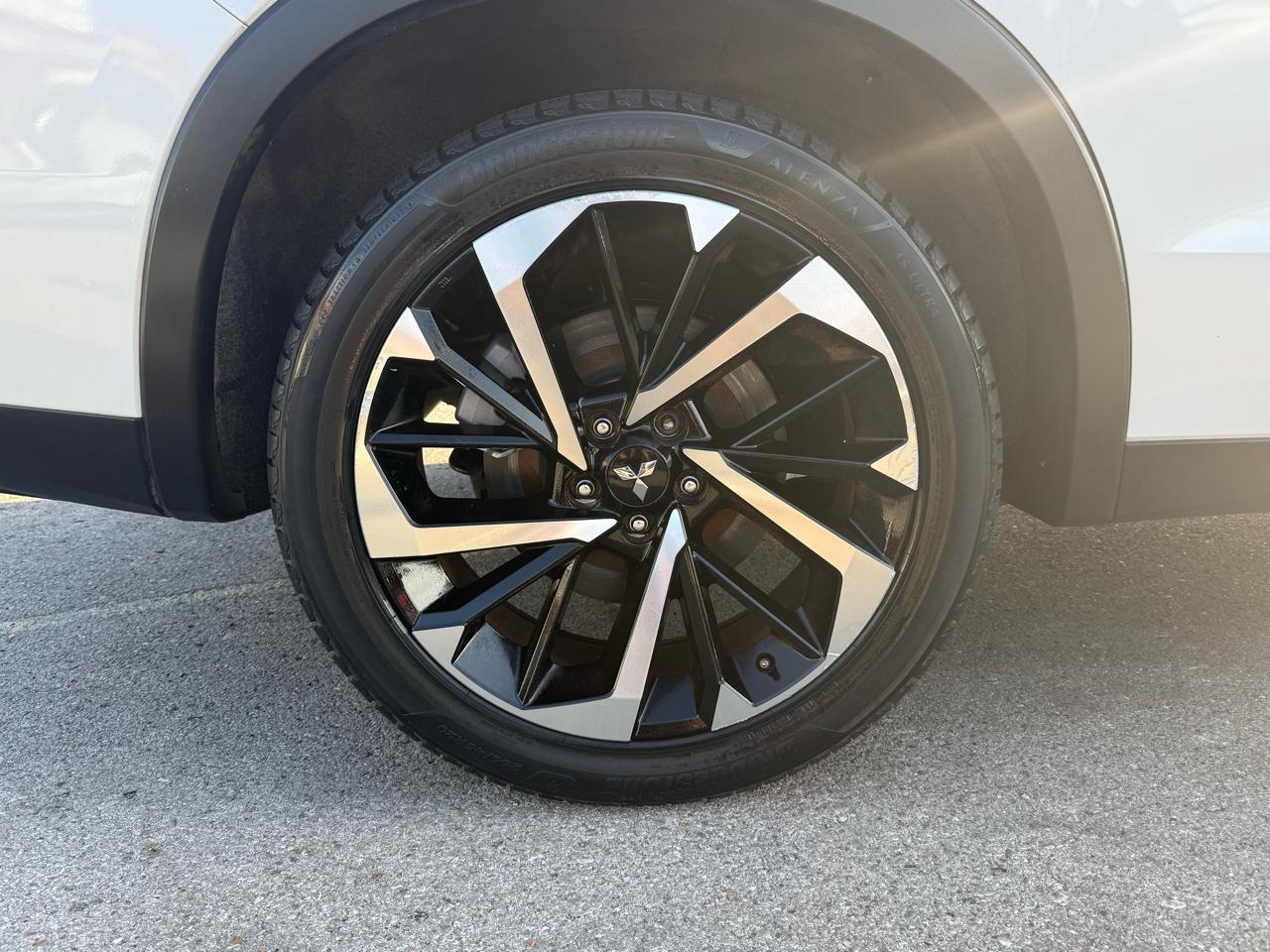 Mitsubishi Outlander ES 2WD 2022