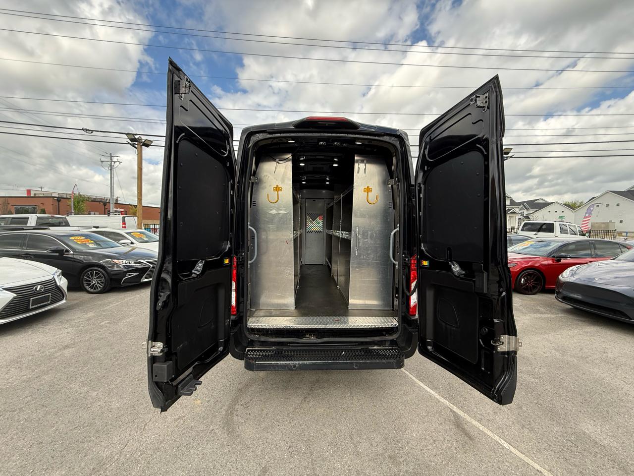 Ford Transit 250 Van High Roof w/Sliding Pass. 148-in. WB EL 2020