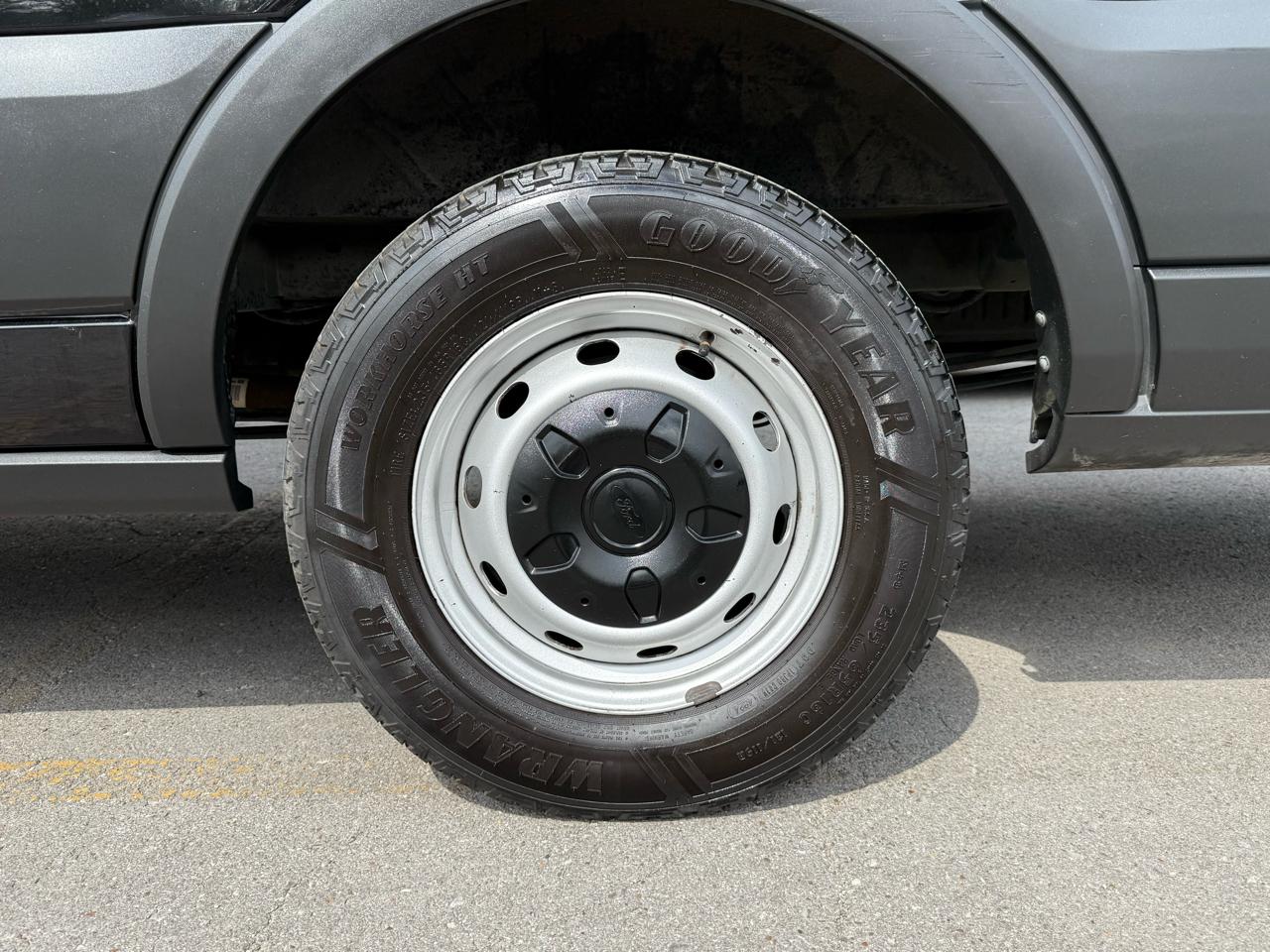 Ford Transit 250 Van High Roof w/Sliding Pass. 148-in. WB EL 2020