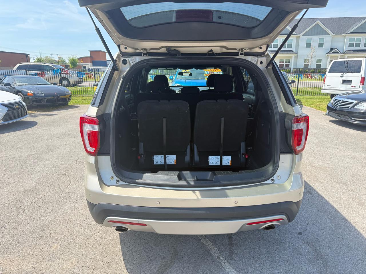 Ford Explorer 4dr XLT 2017