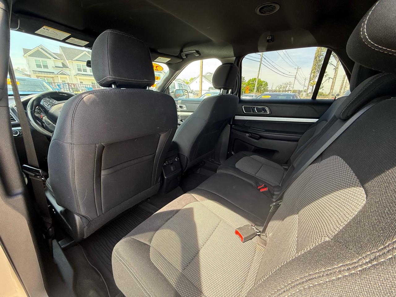 Ford Explorer 4dr XLT 2017