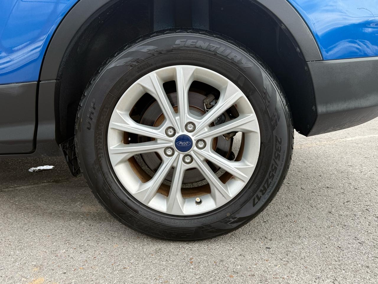 Ford Escape SE FWD 2017