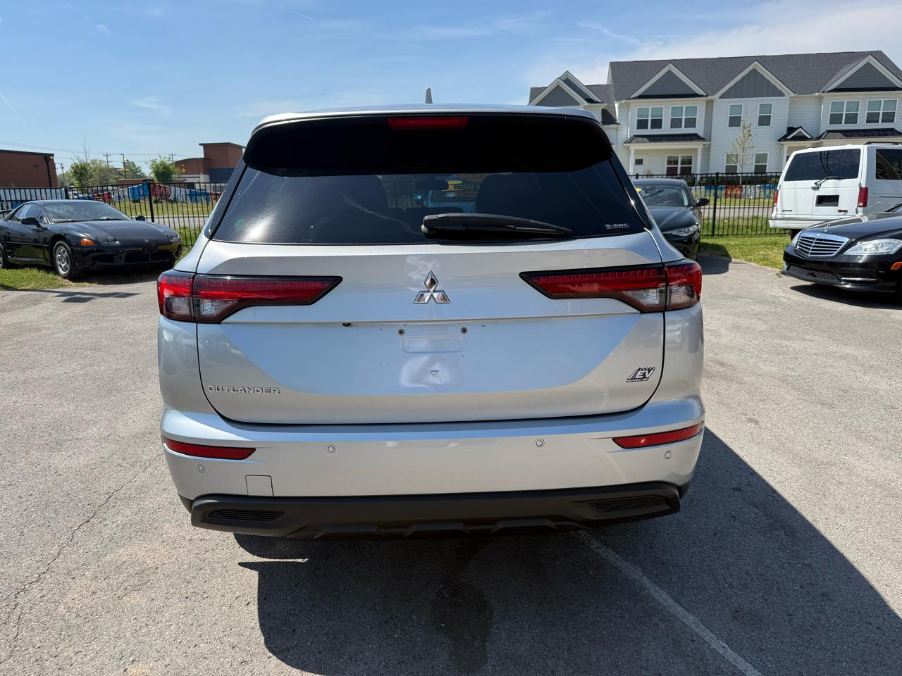 Mitsubishi Outlander SE 4WD 2022