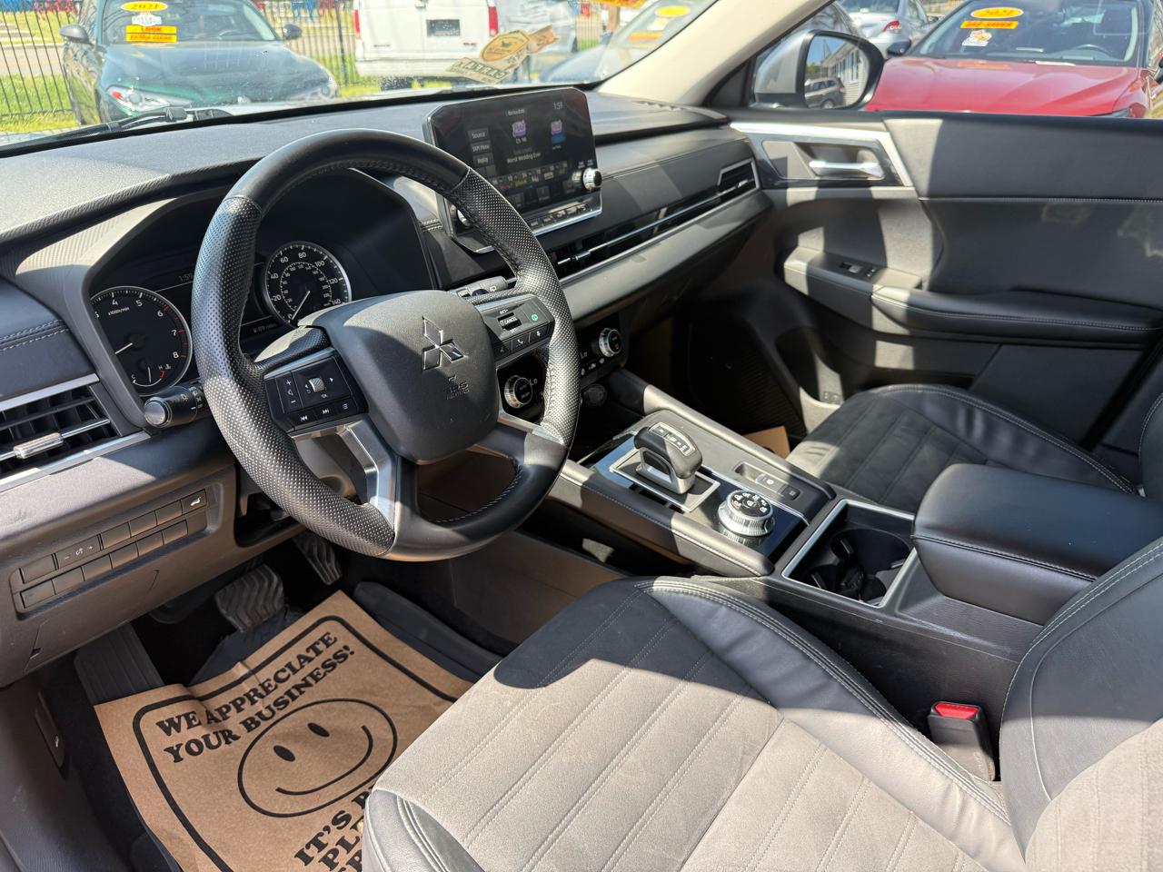 Mitsubishi Outlander SE 4WD 2022