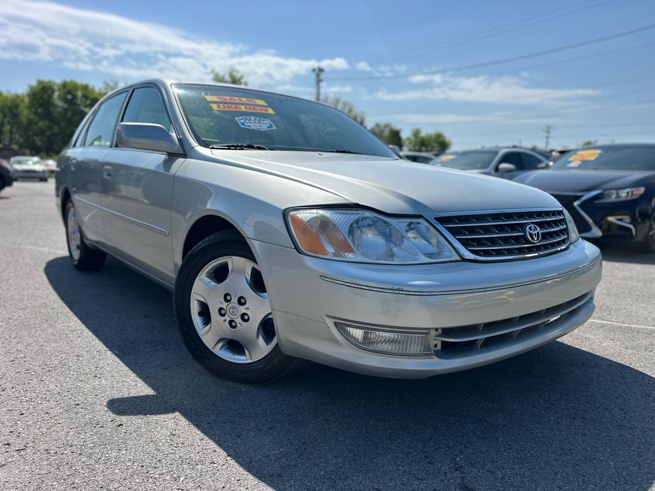 Toyota Avalon XL 2004