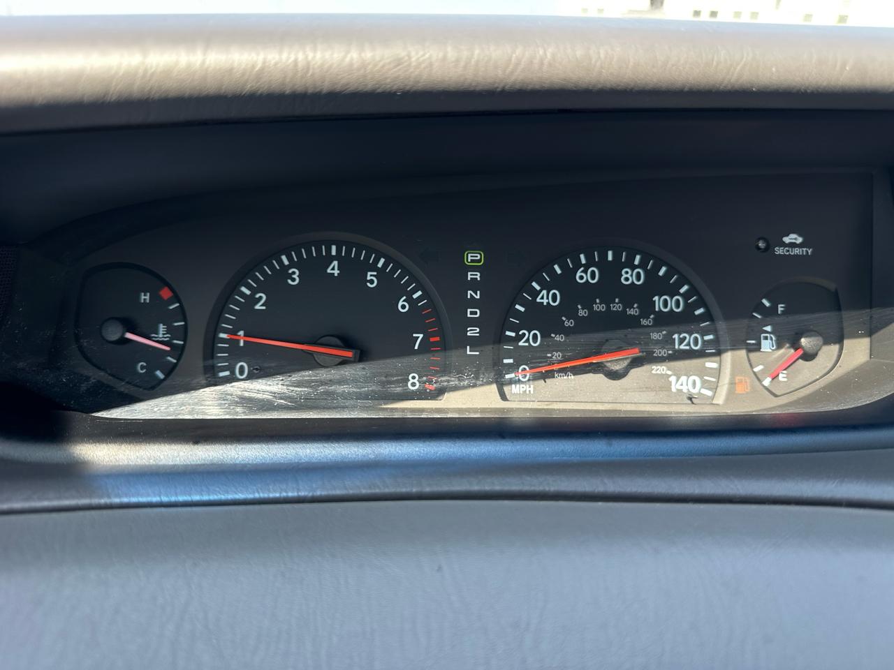 Toyota Avalon XL 2004