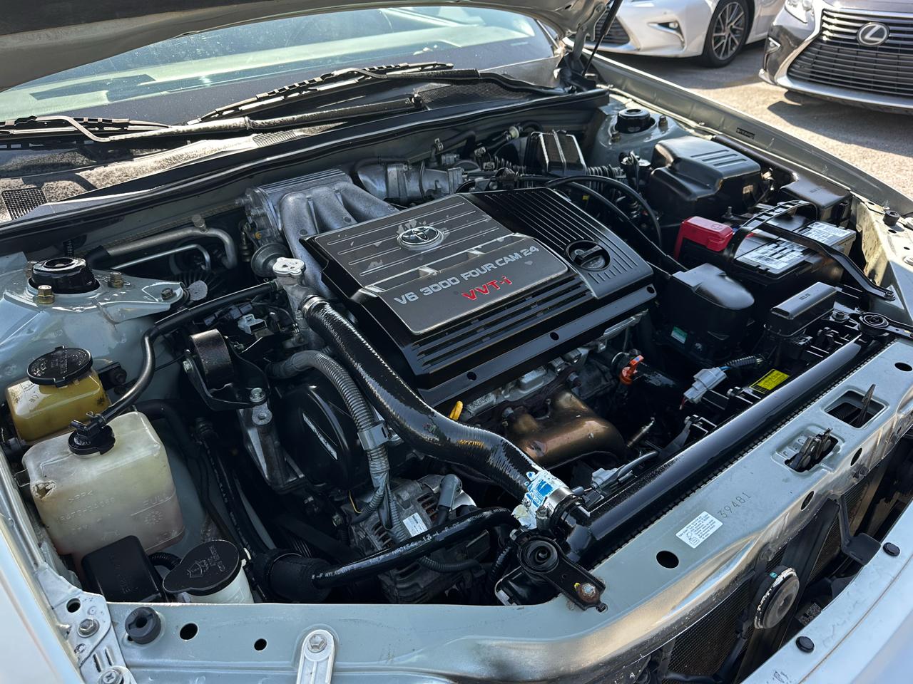 Toyota Avalon XL 2004