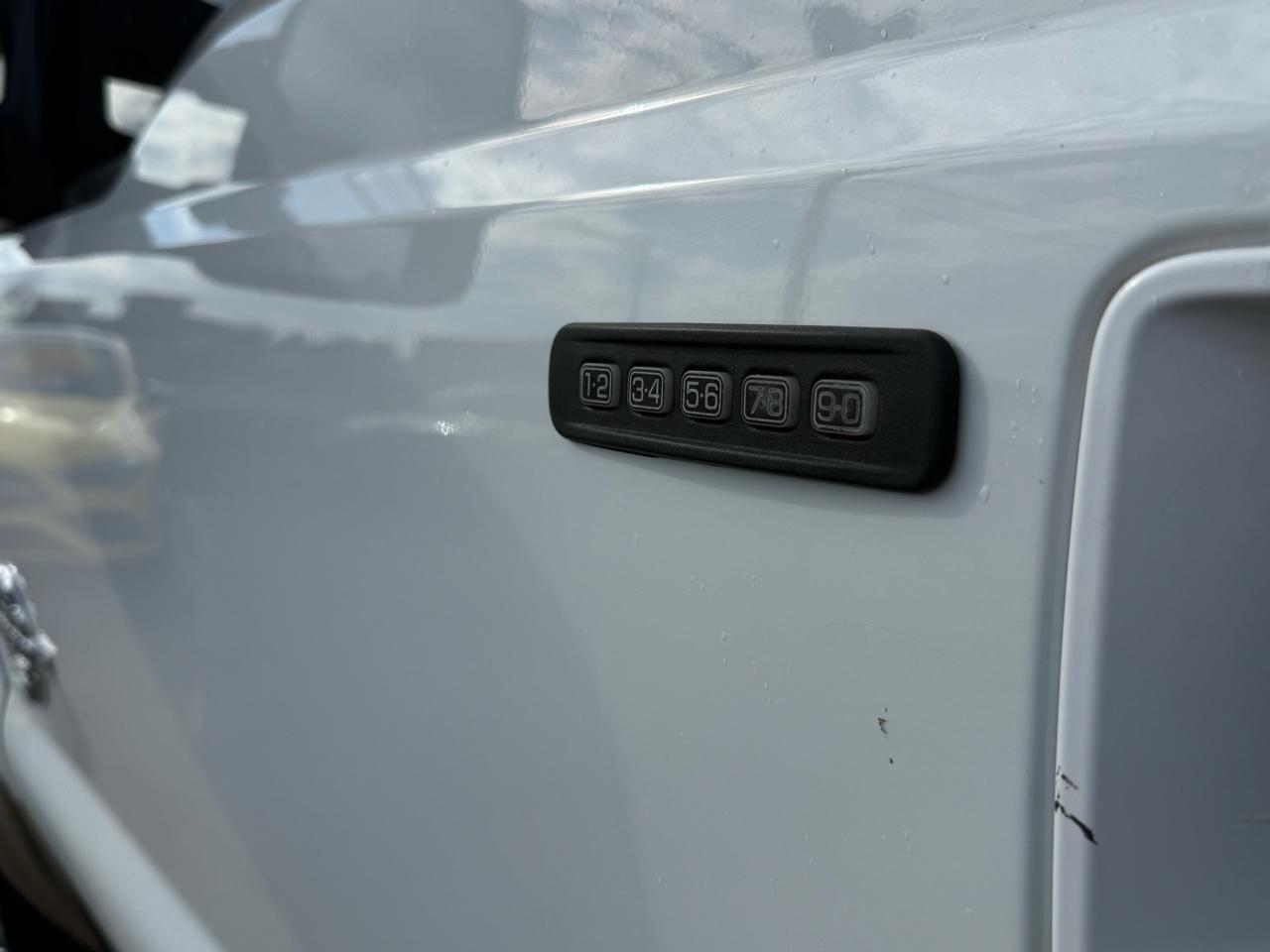 Ford F-250 SD XLT Crew Cab Long Bed 4WD 2011