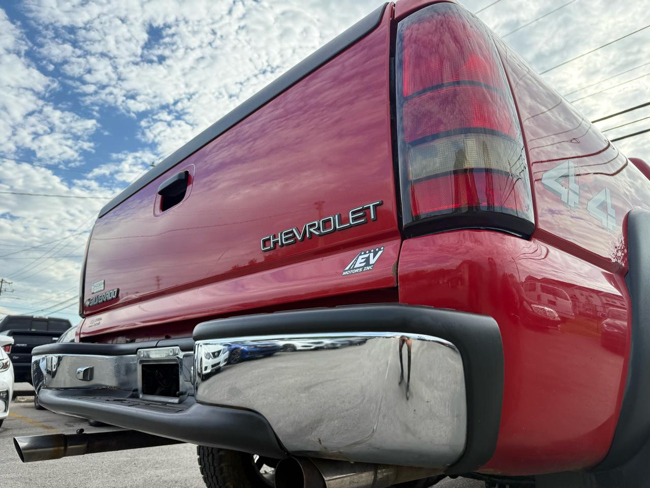 Chevrolet Silverado 1500 Short Bed 4WD 2001