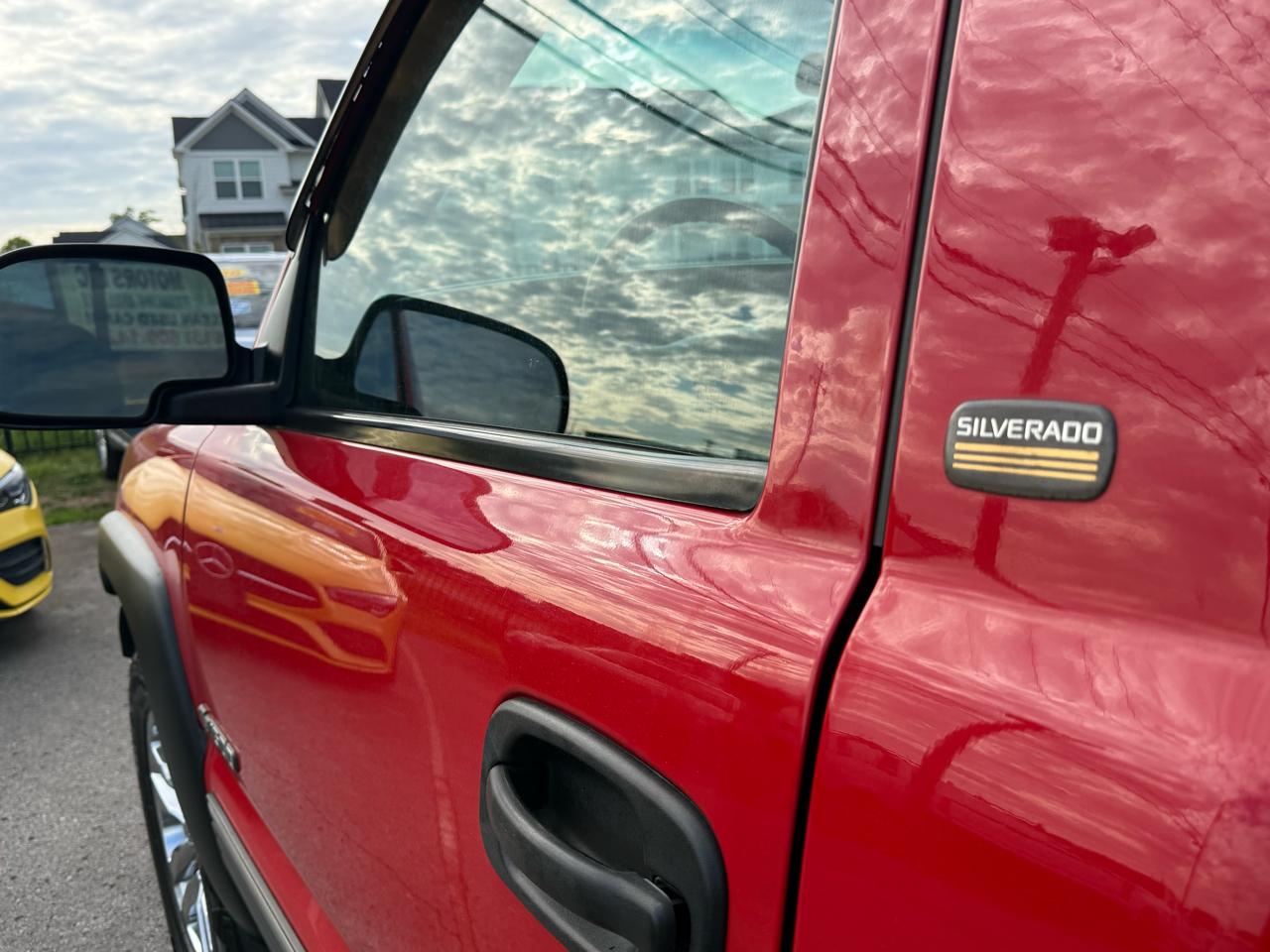 Chevrolet Silverado 1500 Short Bed 4WD 2001