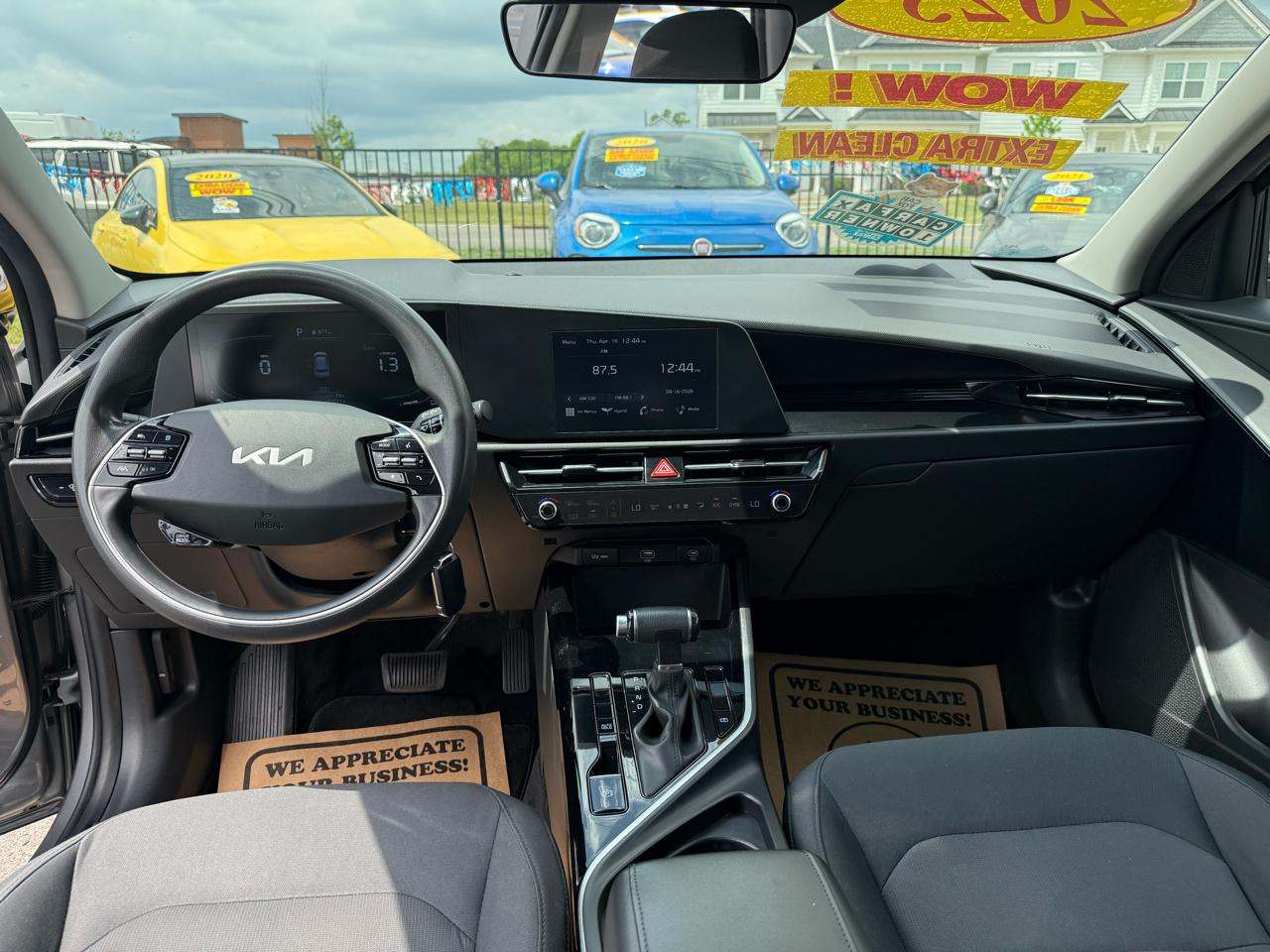 Kia Niro LX 2023