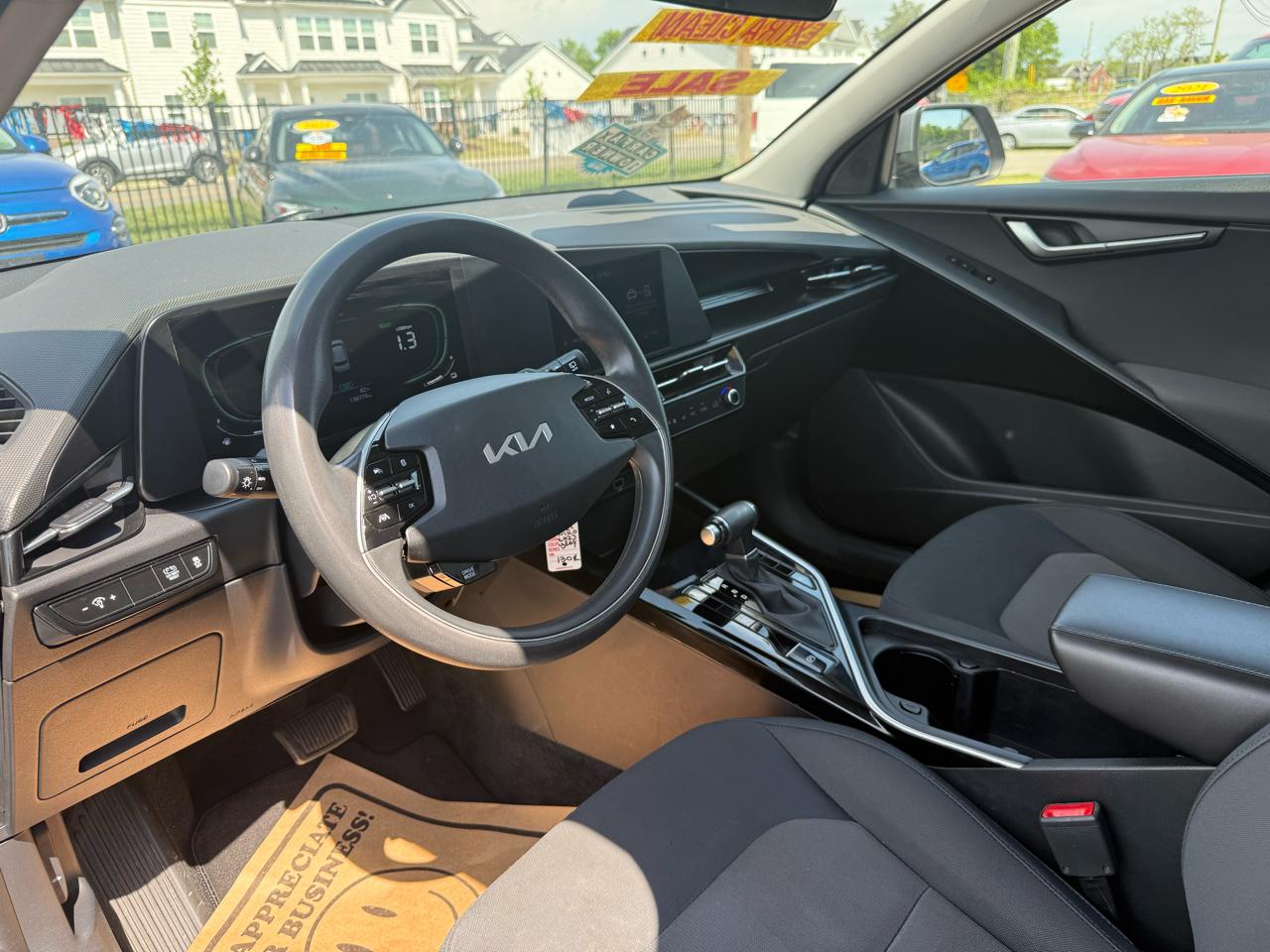 Kia Niro LX 2023