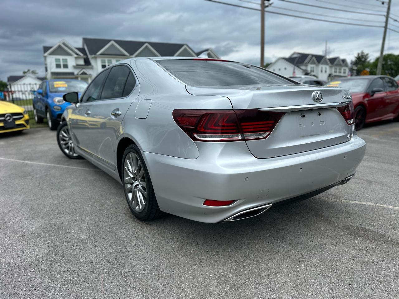 Lexus LS 460 Luxury Sedan 2014