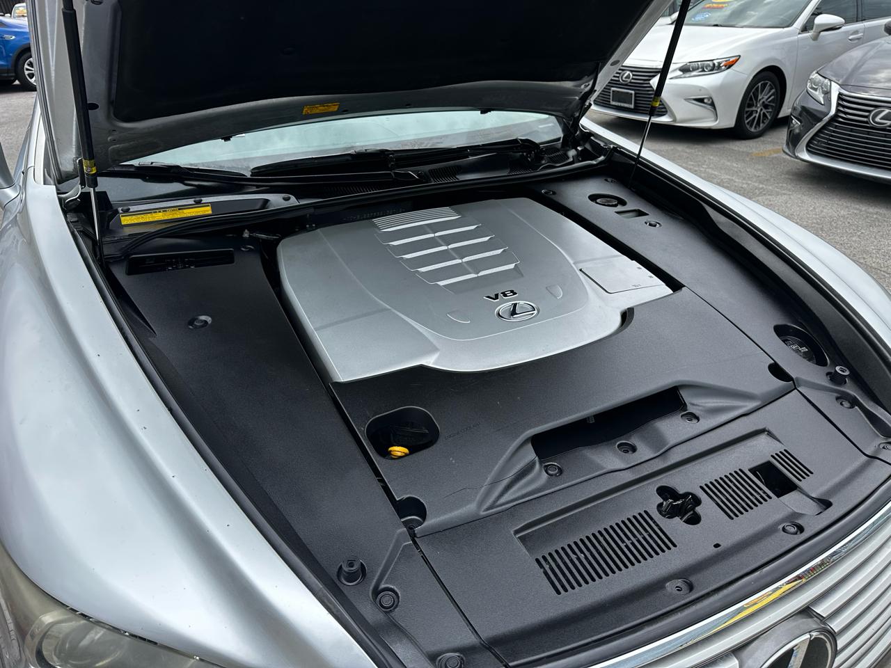 Lexus LS 460 Luxury Sedan 2014