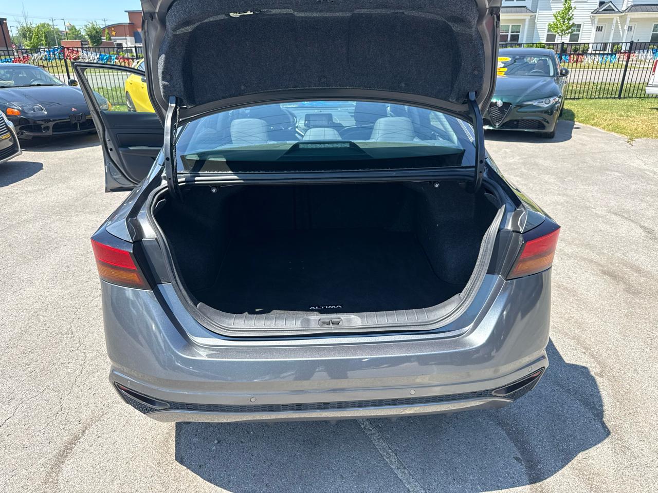 Nissan Altima 2.5 S 2023