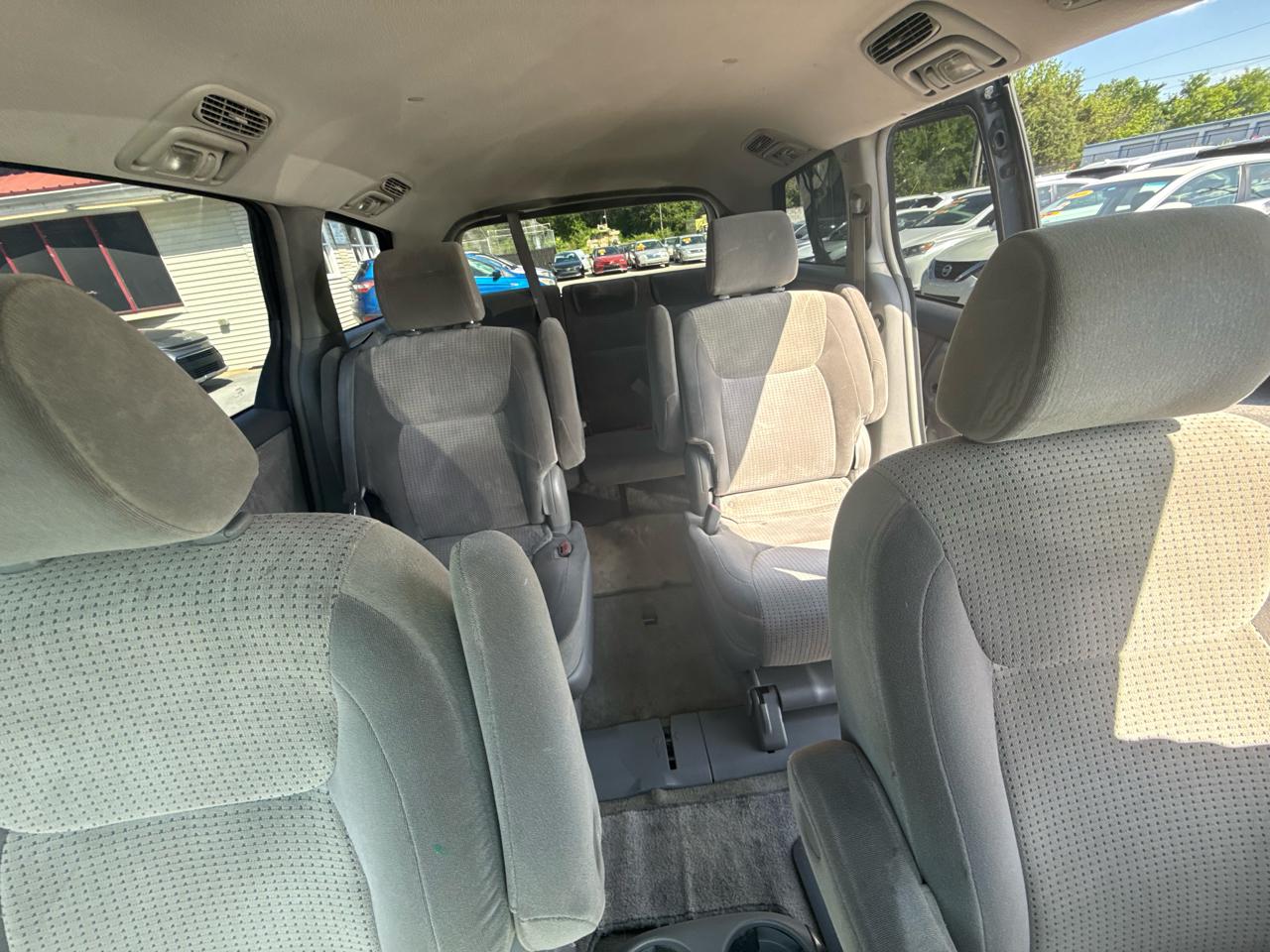 Toyota Sienna LE FWD 8-Passenger Seating 2008