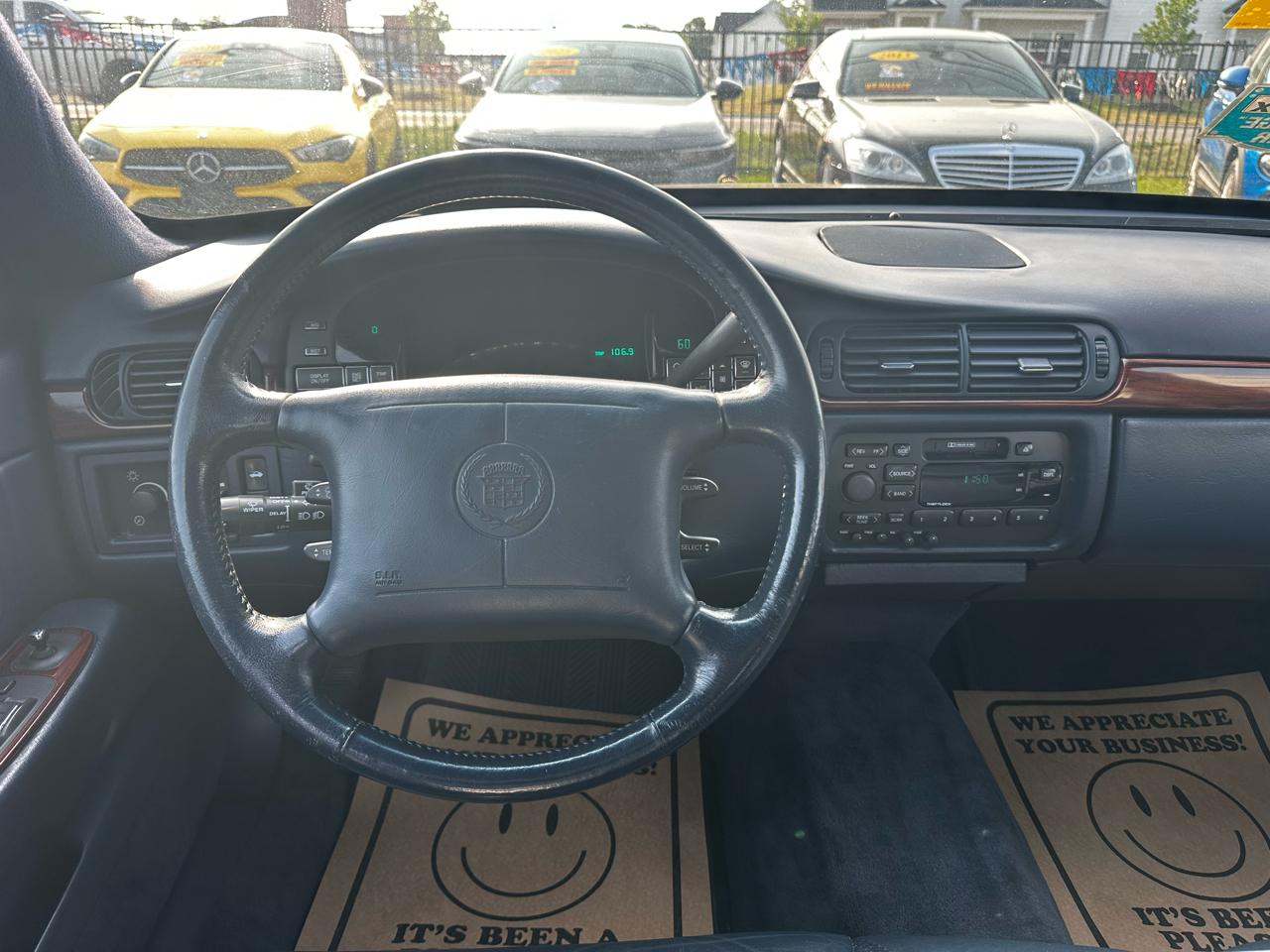 Cadillac DeVille Base 1998