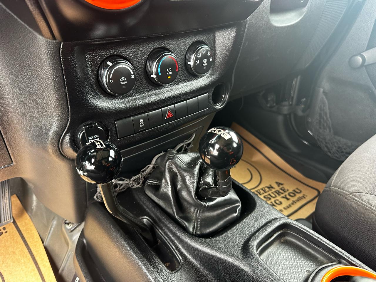 Jeep Wrangler Unlimited Sport 4WD 2014