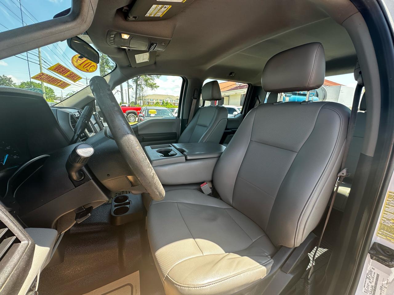 Ford F-250 SD Lariat Crew Cab 2WD 2019