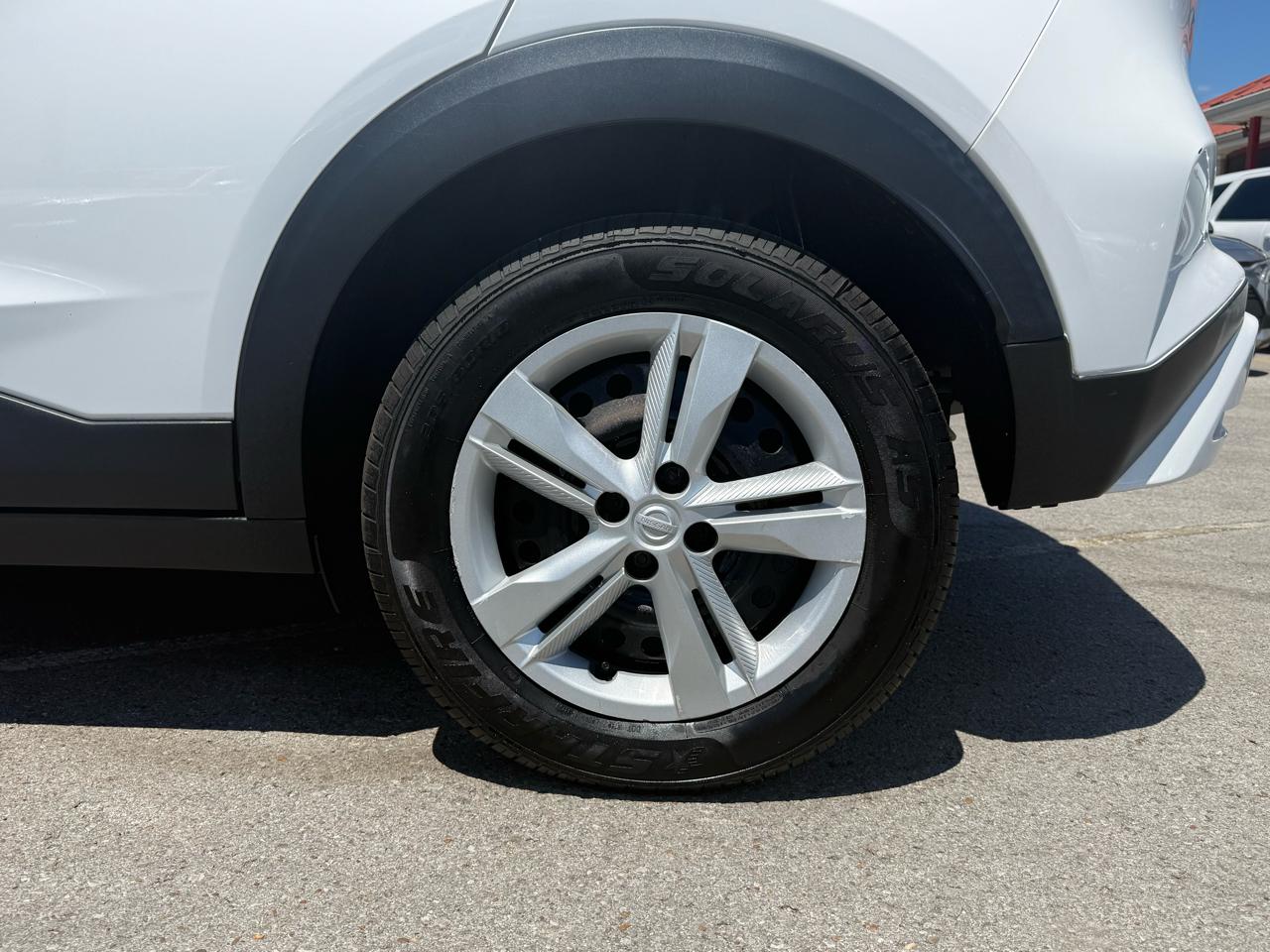 Nissan Kicks S 2023