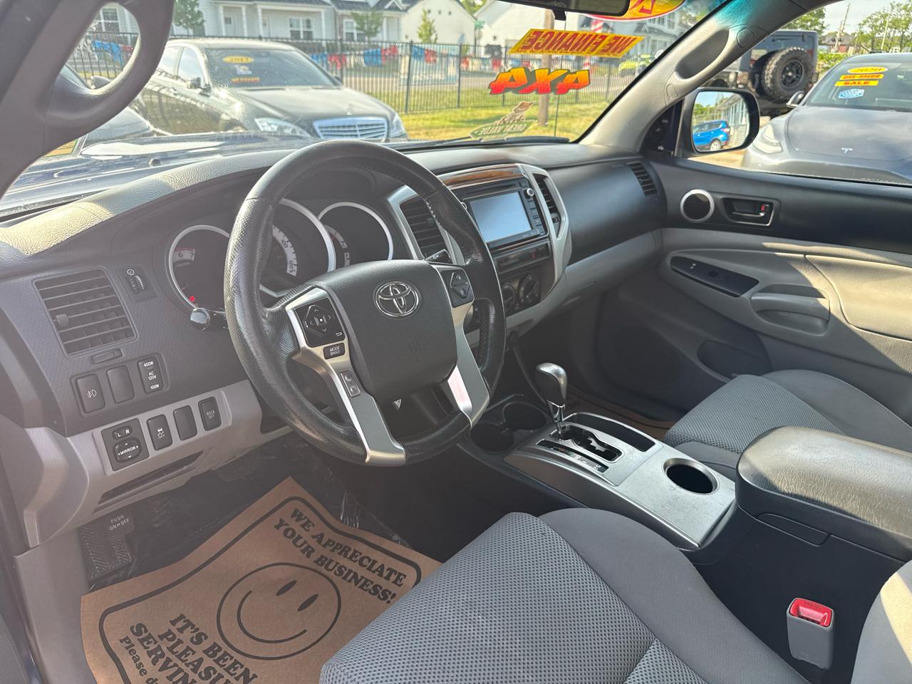 Toyota Tacoma Double Cab V6 6MT 4WD 2015