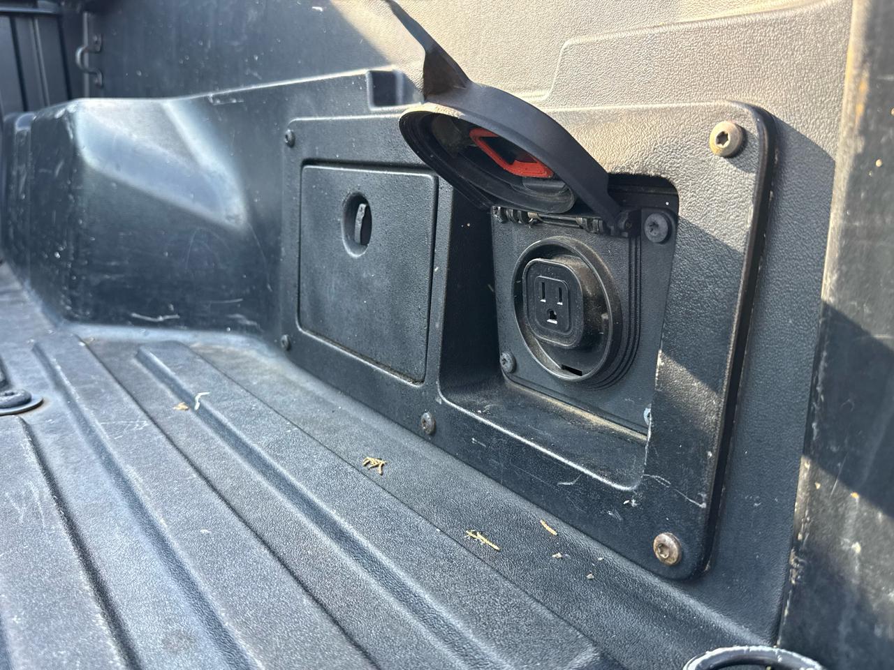 Toyota Tacoma Double Cab V6 6MT 4WD 2015