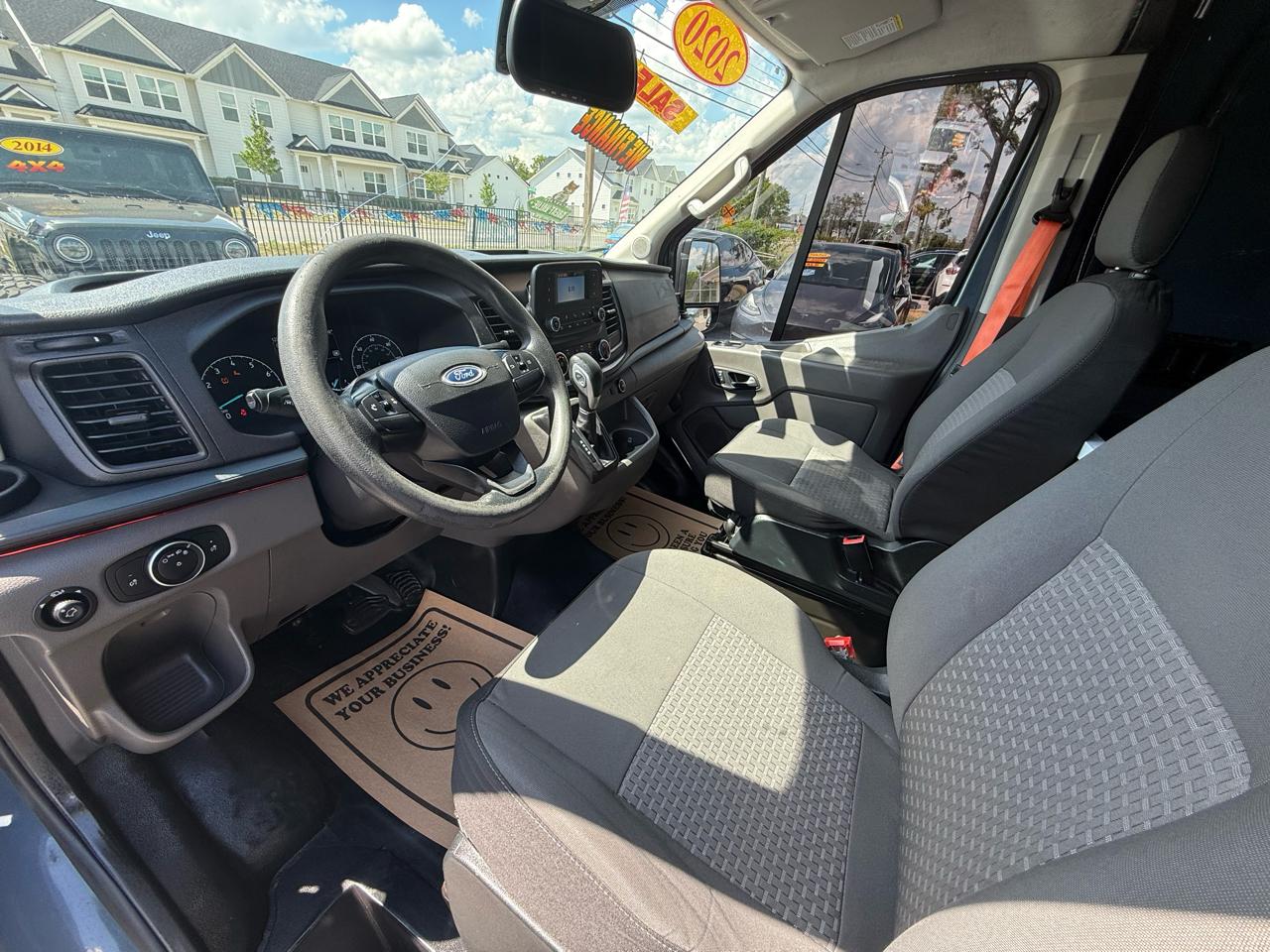 Ford Transit 250 Van High Roof w/Sliding Pass. 148-in. WB EL 2020