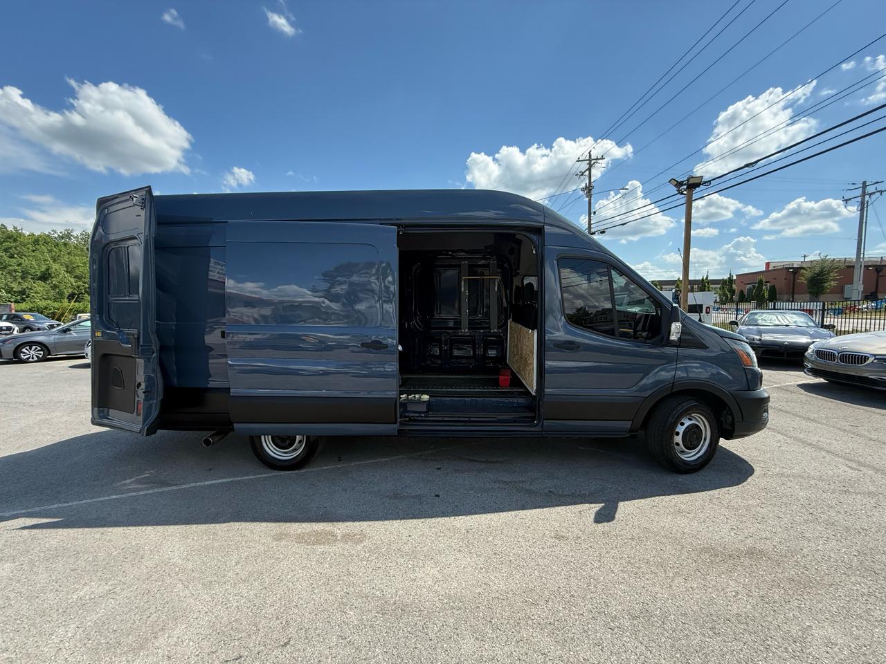 Ford Transit 250 Van High Roof w/Sliding Pass. 148-in. WB EL 2020