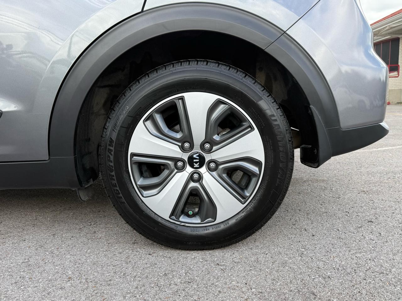 Kia Niro FE 2017