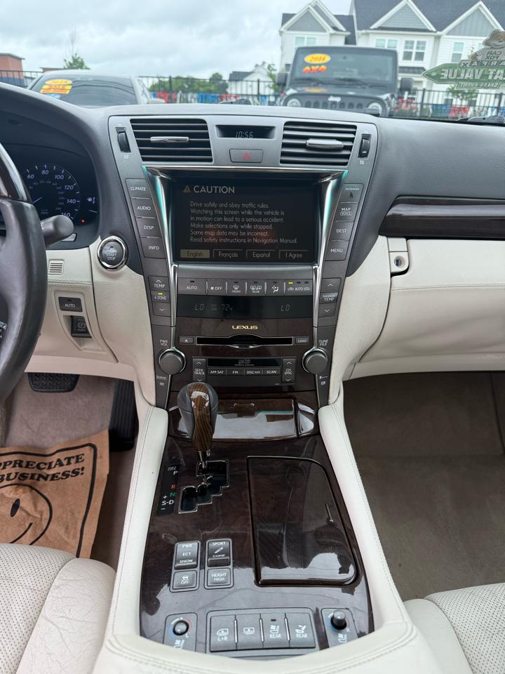 Lexus LS 460 L Luxury Sedan 2007