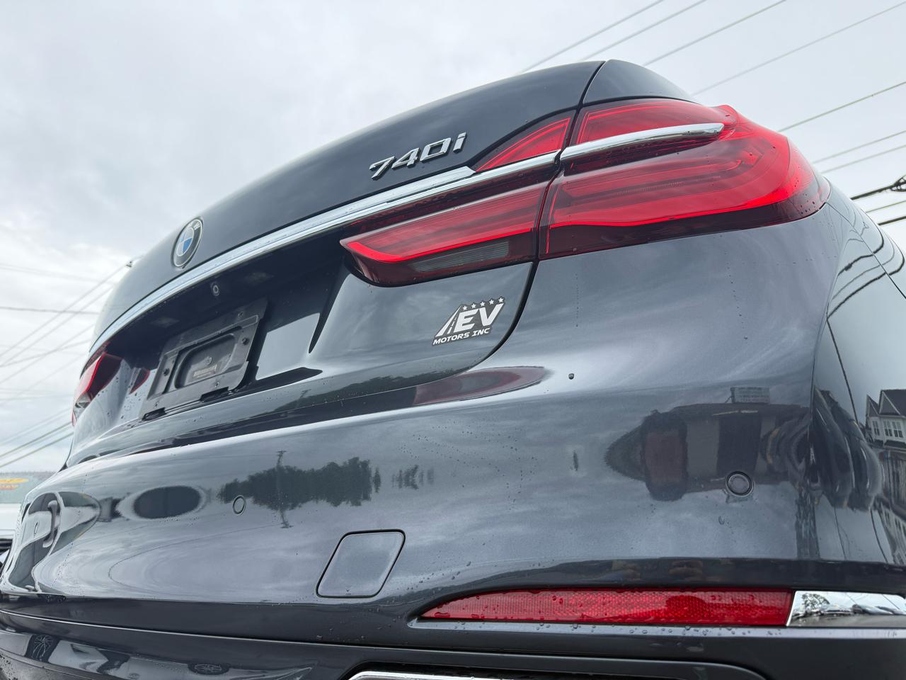 BMW 7-Series 740i 2017