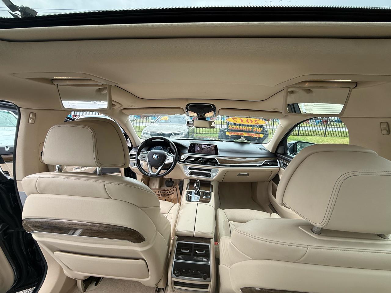 BMW 7-Series 740i 2017