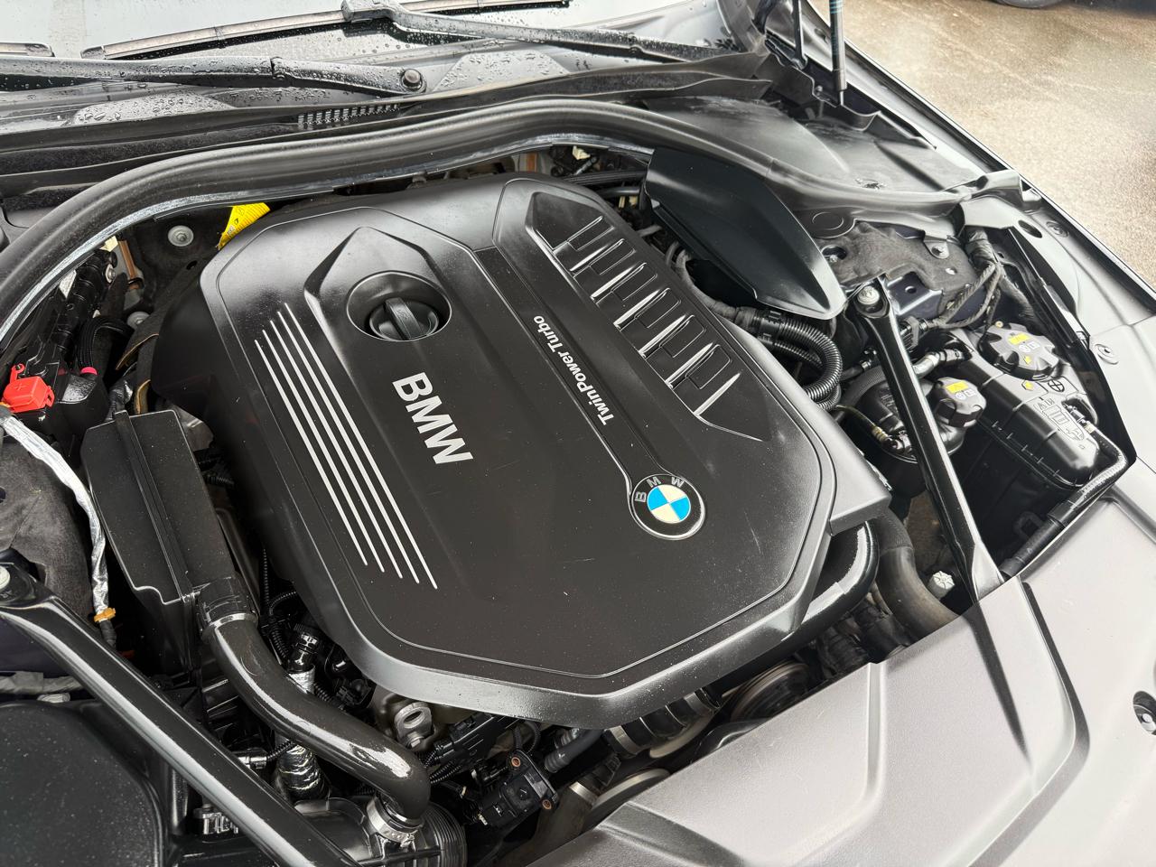 BMW 7-Series 740i 2017