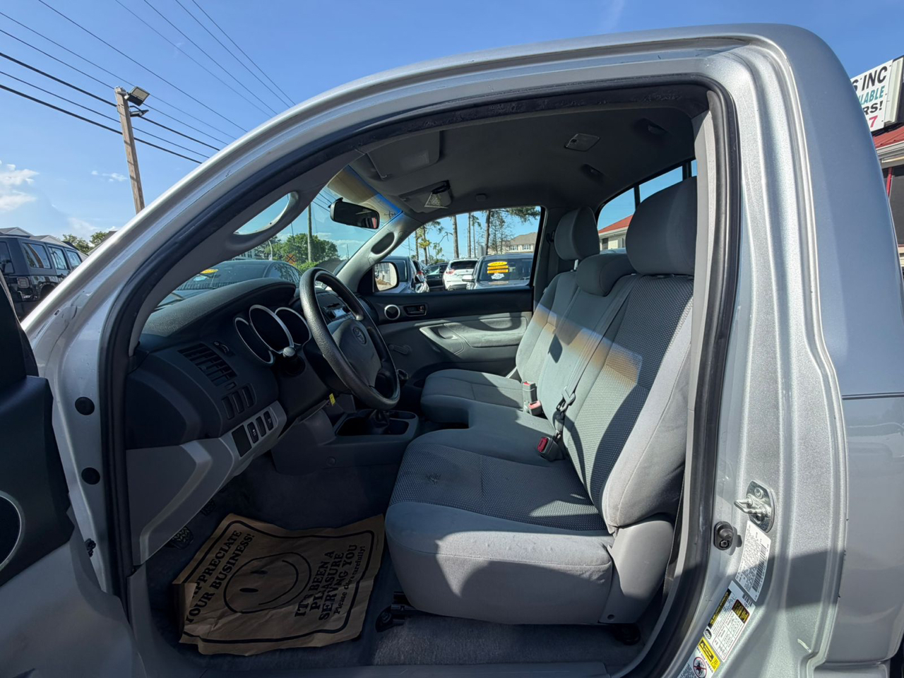 Toyota Tacoma Regular Cab 2WD 2009