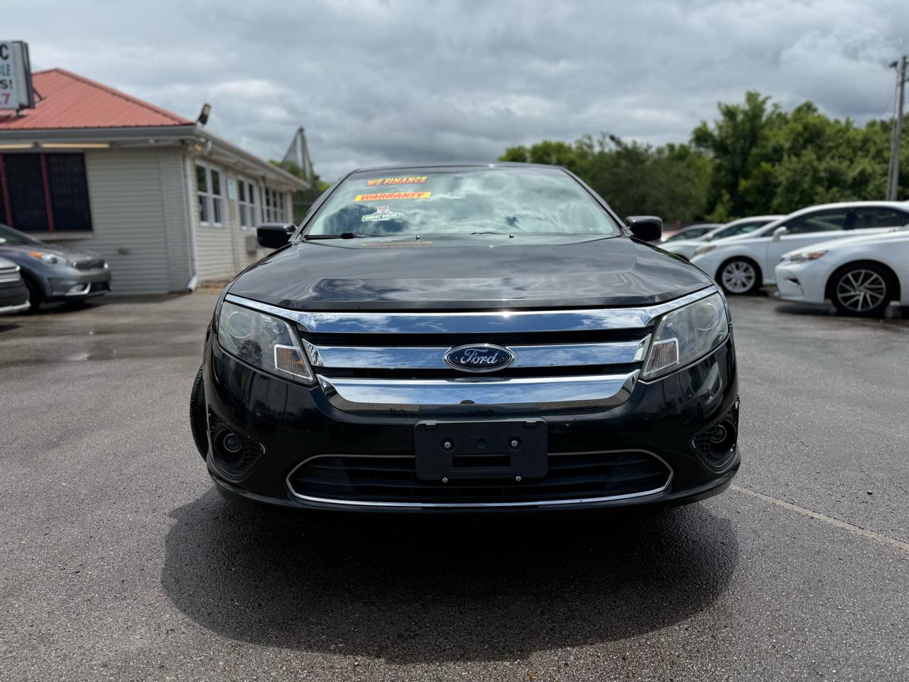 Ford Fusion Hybrid Sedan 2010