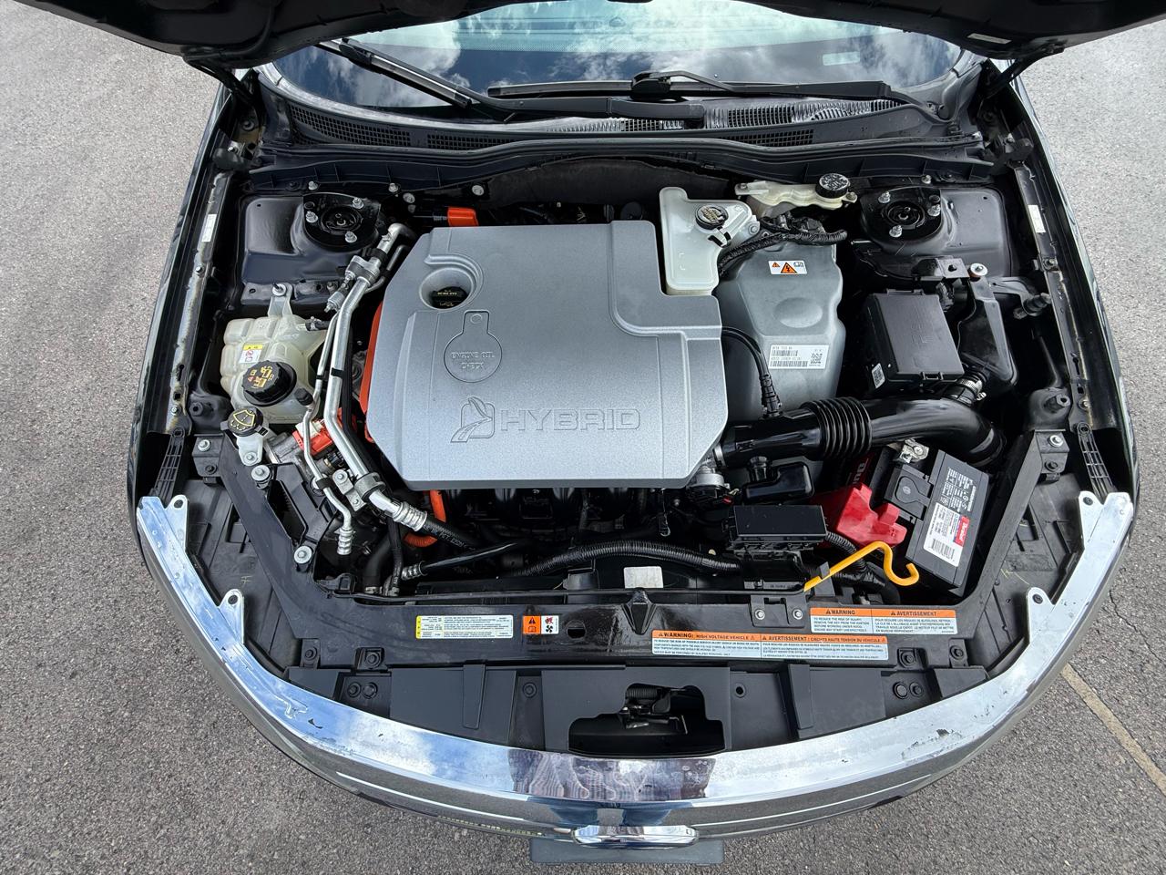 Ford Fusion Hybrid Sedan 2010