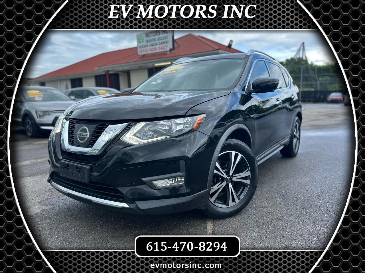 2017 Nissan Rogue SL FWD's photo
