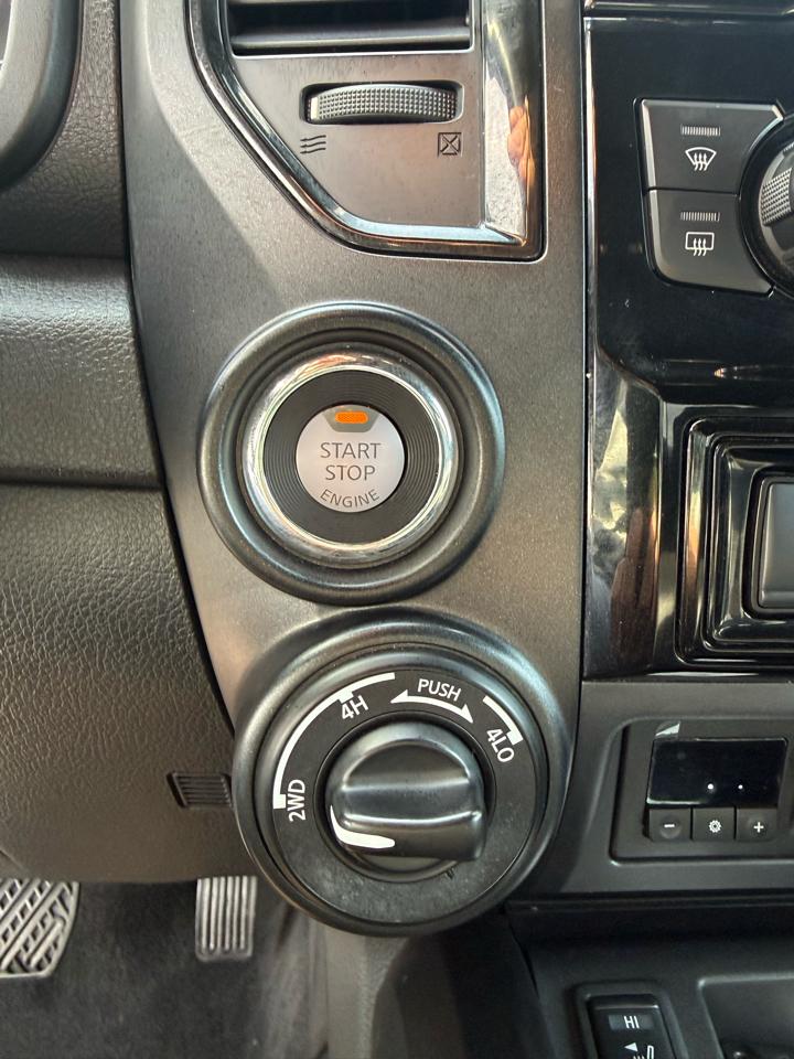 Nissan Titan PRO-4X Crew Cab 4WD 2021