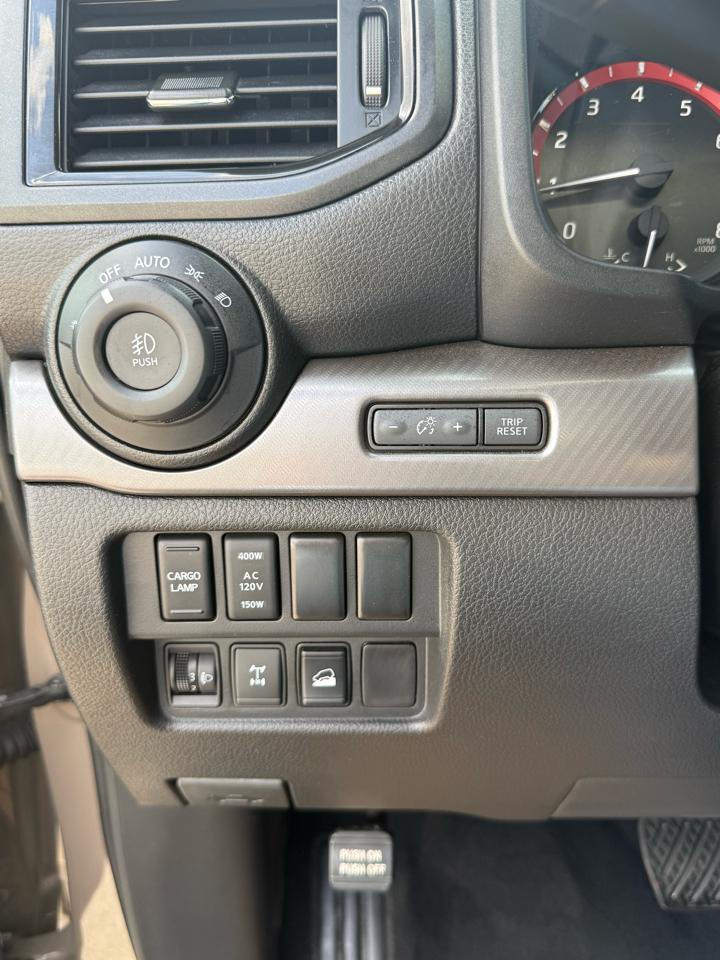 Nissan Titan PRO-4X Crew Cab 4WD 2021