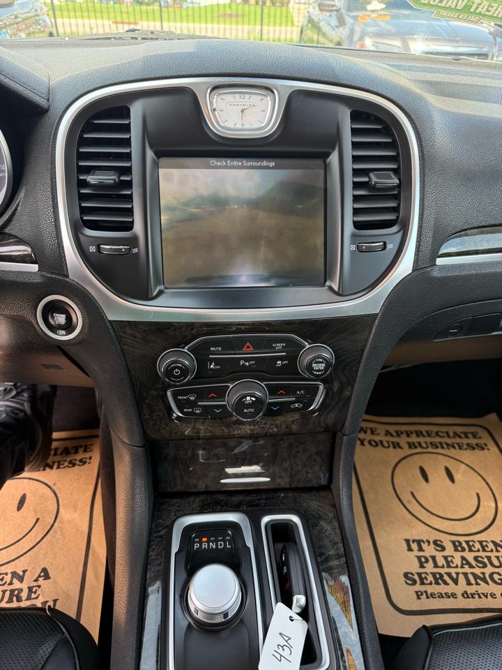 Chrysler 300 Limited RWD 2018