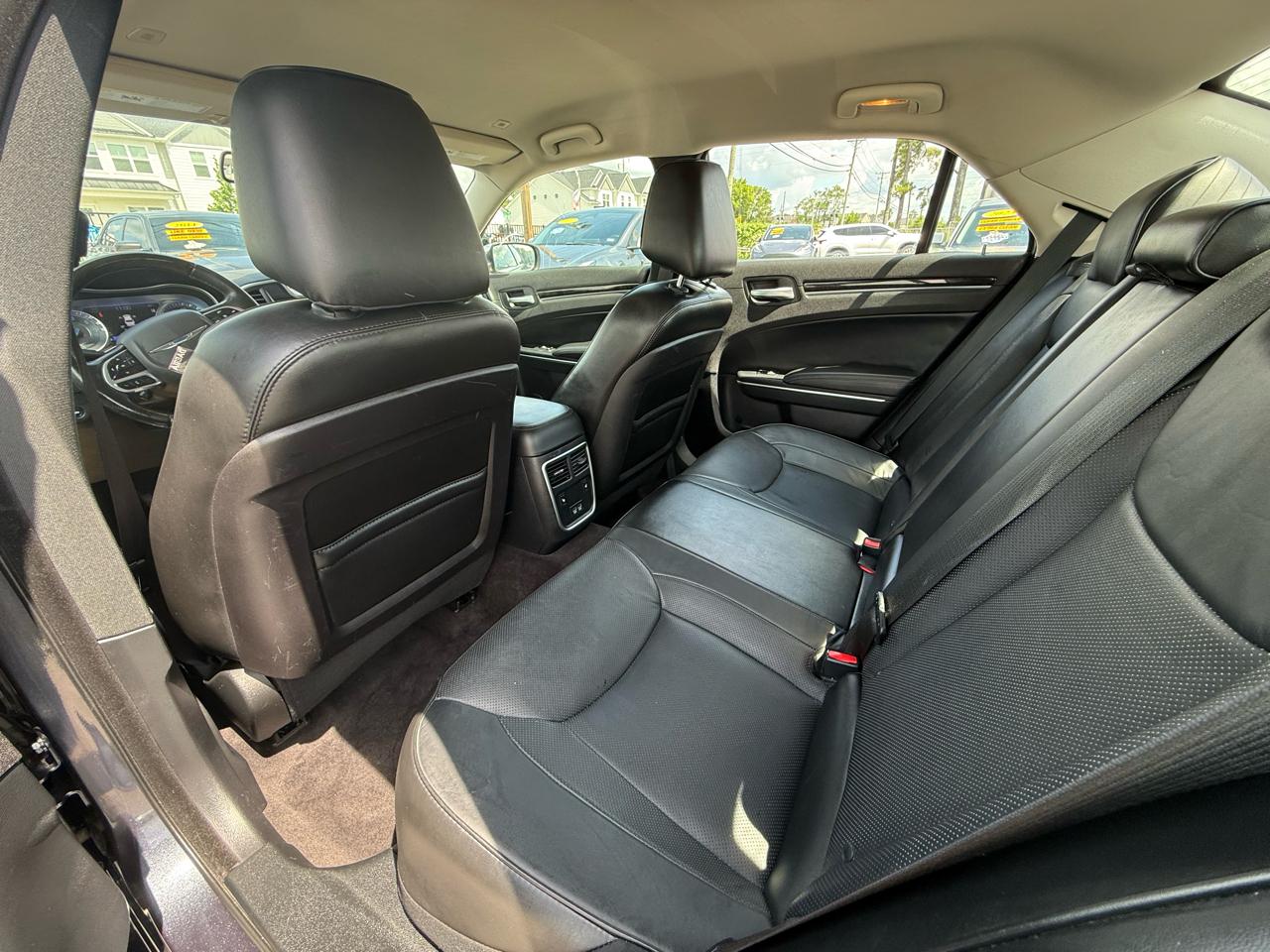 Chrysler 300 Limited RWD 2018
